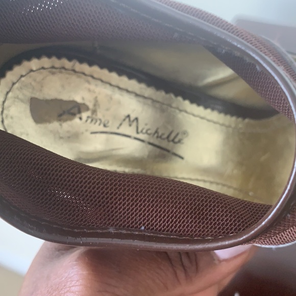 Brown shoes - Picture 3 of 4